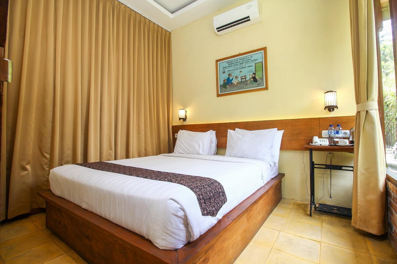 Cempaka Villa Magelang Exterior photo