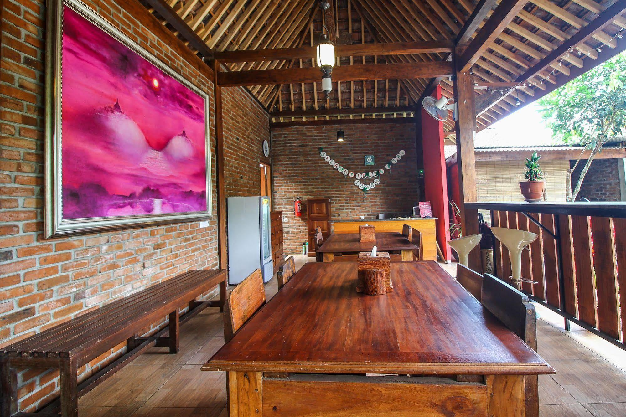Cempaka Villa Magelang Exterior photo